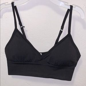 Lulu Lemon Ebb to Street Sports Bra